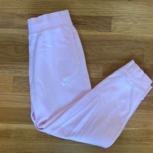 Girls Nike Sweats pink